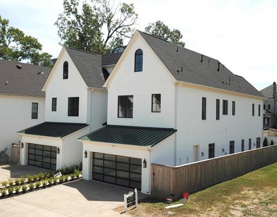 /international/us/1401-club-gardens-pl-memphis-tn-110102936202/