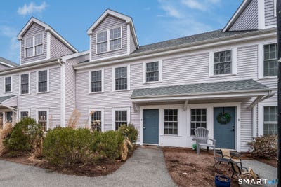 /international/us/77-lyme-street-old-lyme-ct-110108472807/