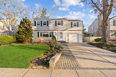 /international/us/170-woodbine-avenue-merrick-ny-110107232231/