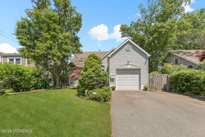 /international/us/44-east-drive-toms-river-nj-110108399257/