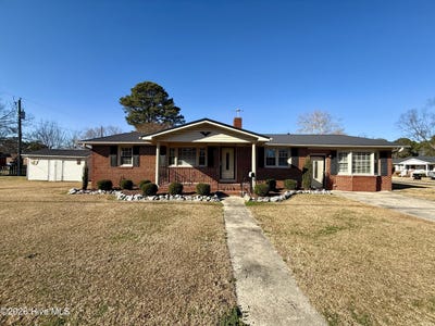 /international/us/200-first-street-williamston-nc-110104602237/