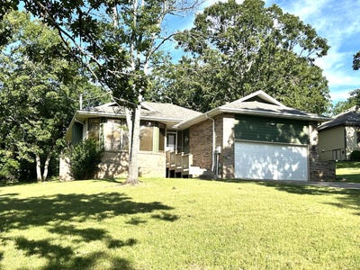 /international/us/110-oak-drive-kimberling-city-mo-110100677840/