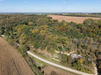 /international/us/peerless-road-lot-1-new-glarus-wi-110107981218/