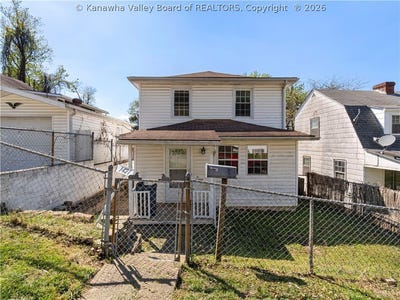 /international/us/1421-beech-street-huntington-wv-110107434293/