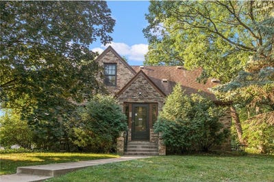/international/us/201-melbourne-avenue-se-minneapolis-mn-110107931981/