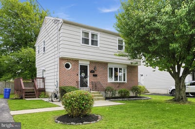 /international/us/406-reese-street-folsom-pa-110110303841/