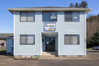 /international/us/260-w-willow-street-waldport-or-110106375601/