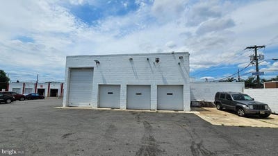 /international/us/5910-s-crescent-boulevard-pennsauken-nj-110101040886/