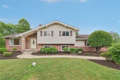 /international/us/4350-boston-road-brecksville-oh-110100836528/