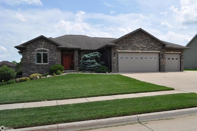 /international/us/104-e-timber-creek-drive-carroll-ia-110100467484/