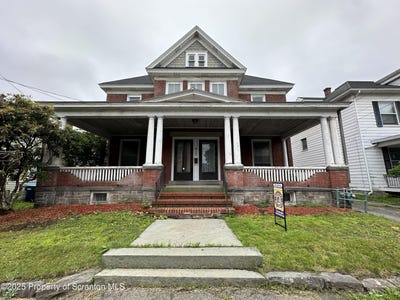 /international/us/412-church-street-hawley-pa-110100332922/