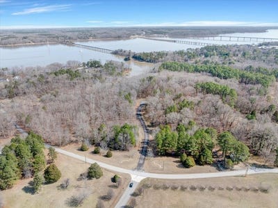 /international/us/10-ac-forest-hill-street-clarksville-va-110105387814/