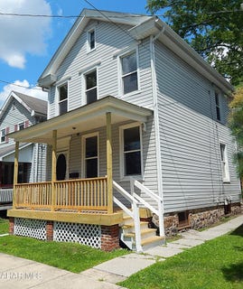 /international/us/814-n-juniata-street-hollidaysburg-pa-110119511268/