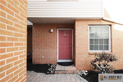 /international/us/125-adamecs-way-south-amboy-nj-110107783144/