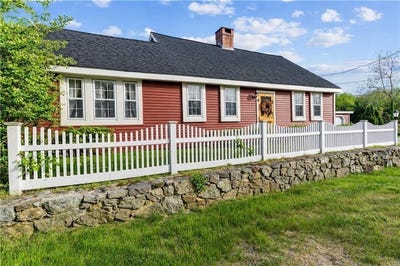 /international/us/220-plainfield-pike-scituate-ri-110107032722/