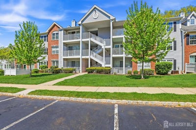 /international/us/808-breckenridge-drive-branchburg-nj-110107873723/