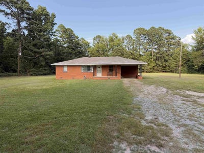 /international/us/8322-s-main-street-benton-ar-110119399892/