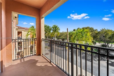 /international/us/4704-sw-160th-ave-miramar-fl-110120660589/