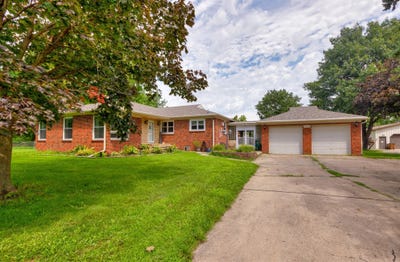 /international/us/5200-e-oakwood-drive-pleasant-hill-ia-110101234532/?lang=en