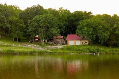 /international/us/34033-blackberry-ridge-road-unionville-ia-110108426466/