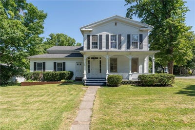 /international/us/25-south-street-geneseo-ny-110101120576/