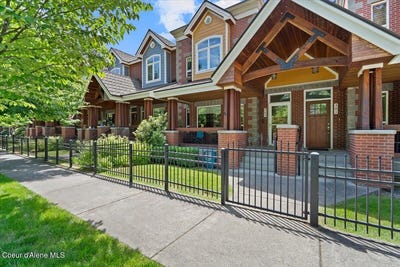 /international/us/303-s-11th-st-coeur-d-alene-id-110100101026/