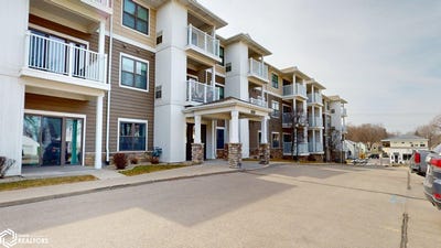 /international/us/809-7th-ave-n-211-clear-lake-ia-110107631775/