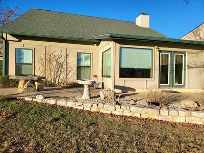 /international/us/547-fairway-dr-kerrville-tx-110107846039/