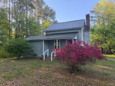 /international/us/116-reke-owen-street-brookneal-va-110108652756/