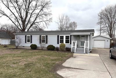 /international/us/1720-hemlock-street-frenchtown-mi-110107032503/