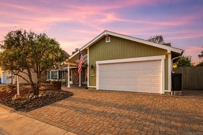 /international/us/9556-vista-secunda-san-diego-ca-110108713658/