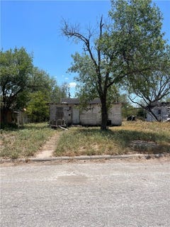 /international/us/231-sw-8th-street-premont-tx-110086439431/