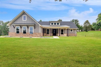 /international/us/14697-gracie-lane-brownsboro-tx-110100809736/