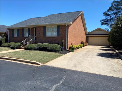 /international/us/2026-cardinal-park-drive-anderson-sc-110107204327/