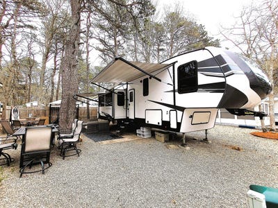 /international/us/310-old-chatham-road-south-dennis-ma-110107762916/