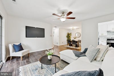 /international/us/1304-hawthorne-court-sewell-nj-110100980780/