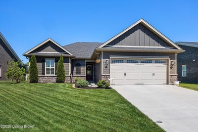 /international/us/5549-limestone-creek-dr-charlestown-in-110107478218/