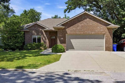/international/us/60-marietta-ave-iowacity-ia-110108586433/