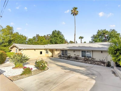 /international/us/20520-rhoda-woodland-hills-ca-110107860313/