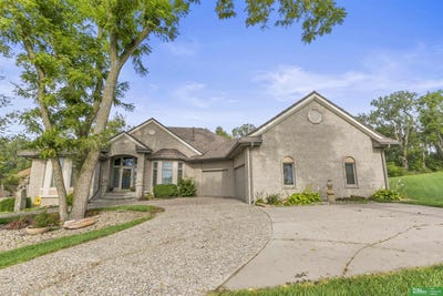 /international/us/1218-900th-street-harlan-ia-110102491970/
