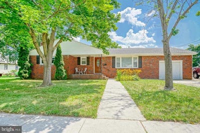 /international/us/50-e-vine-street-gibbstown-nj-110107356319/