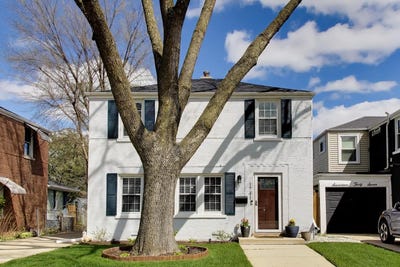 /international/us/1741-n-73rd-court-elmwood-park-il-110107714379/