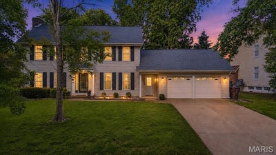 /international/us/9-carriage-way-w-st-peters-mo-110108354758/