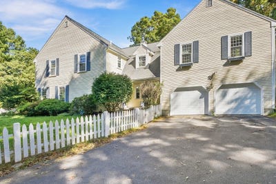 /international/us/76-carroll-dr-foxboro-ma-110120422046/