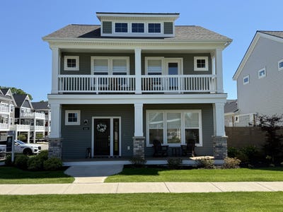 /international/us/406-w-leland-drive-whitehall-mi-110106956819/