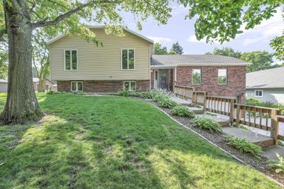 /international/us/1505-kirby-street-west-okoboji-ia-110101119559/