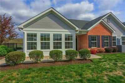 /international/us/905-spring-valley-dr-jackson-twp-pa-110107660362/
