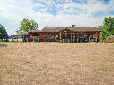 /international/us/2069-county-road-g-road-spooner-wi-110100675812/