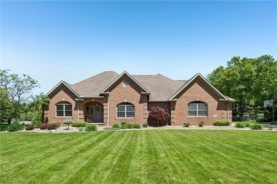 /international/us/6395-great-court-circle-nw-massillon-oh-110108494830/
