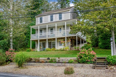 /international/us/69-pimlico-pond-road-forestdale-ma-110120092686/